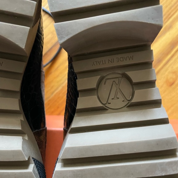 Louis Vuitton Laureate Platform Desert Boot - Picture 5 of 7